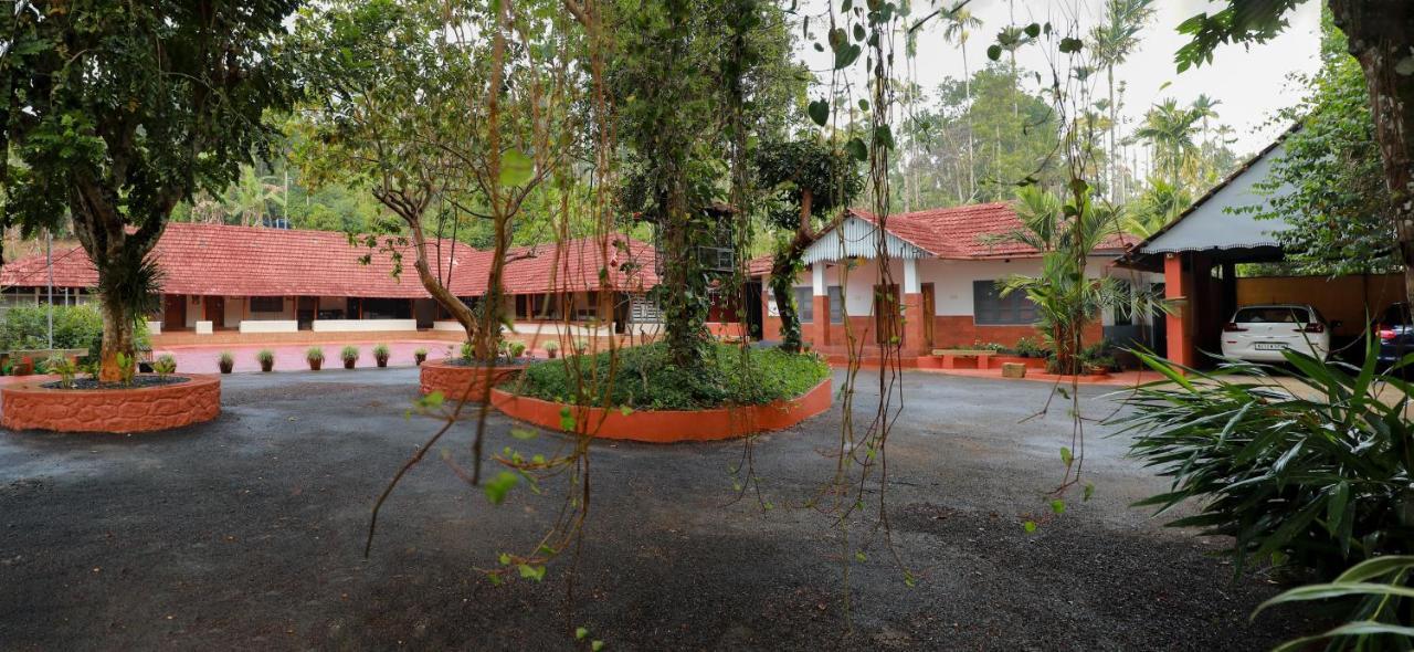 Kudajadri Drizzle Kaniyambetta
