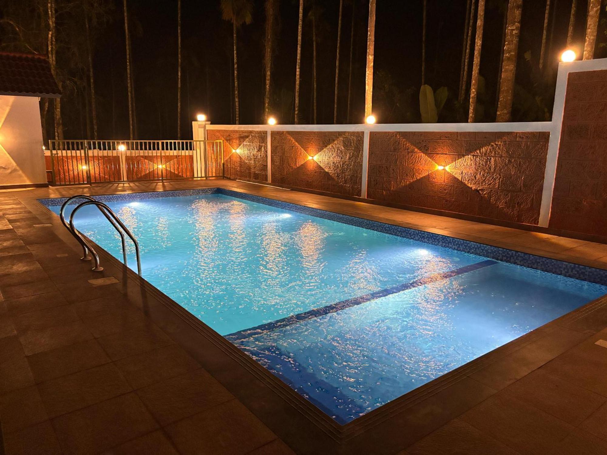 Homestay Kudajadri Drizzle